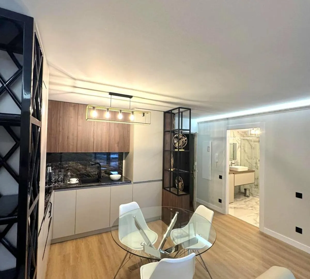Stylish Flat 1Br With Terrace, Park & Pool Διαμέρισμα Roquebrune-Cap-Martin